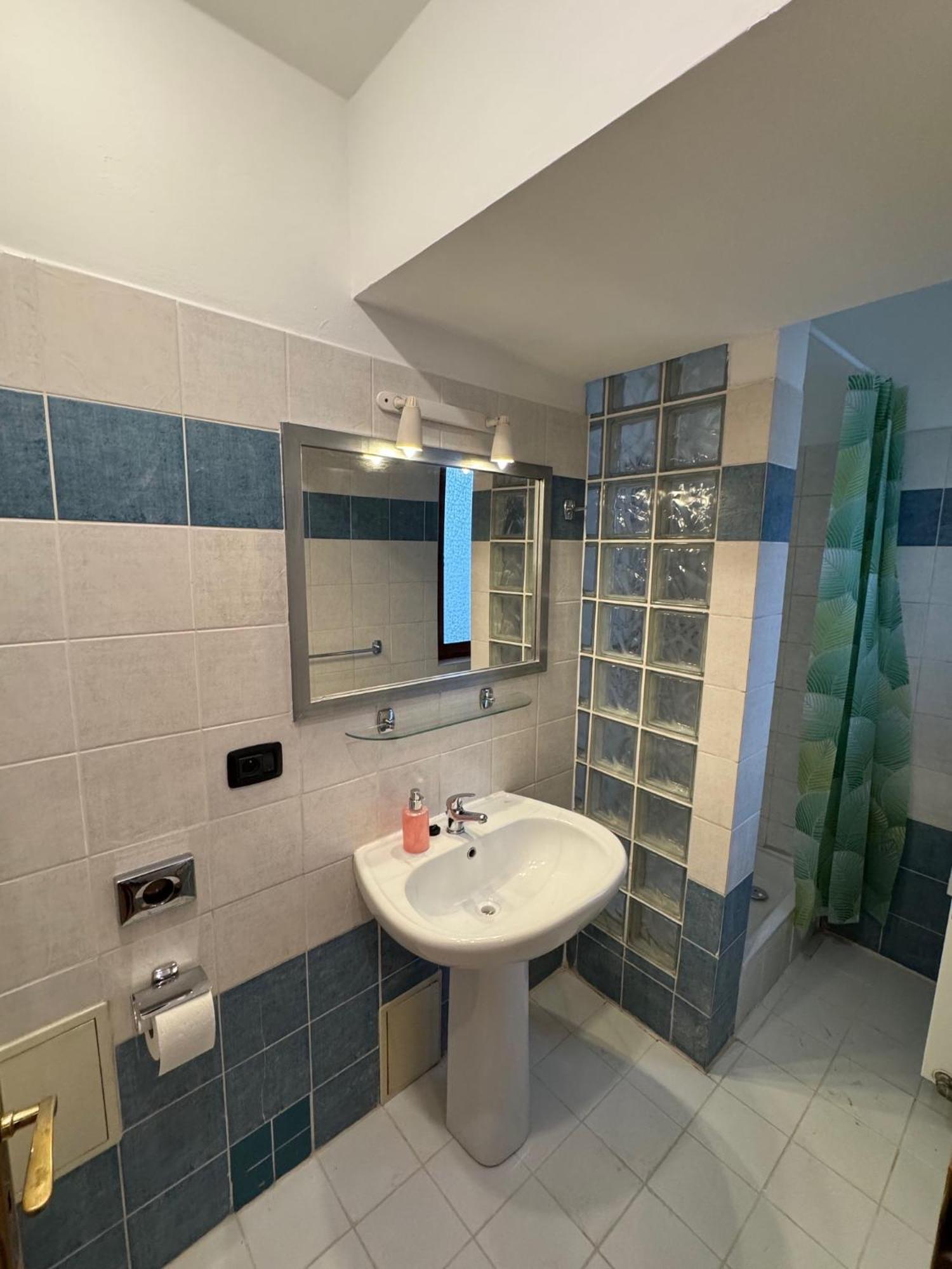 Cosy With Terrace Near Florenc Apartment Prague